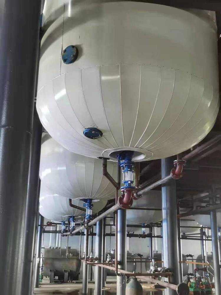 张北化工厂设备保温施工队蒸压釜铁皮保温施工方案