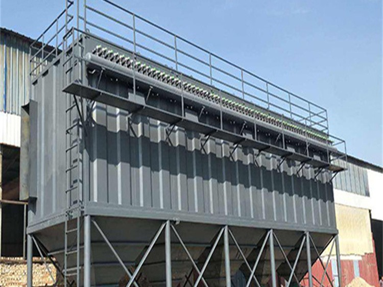 贵州工业废气治理设备保温施工队脱硫塔岩棉保温工程