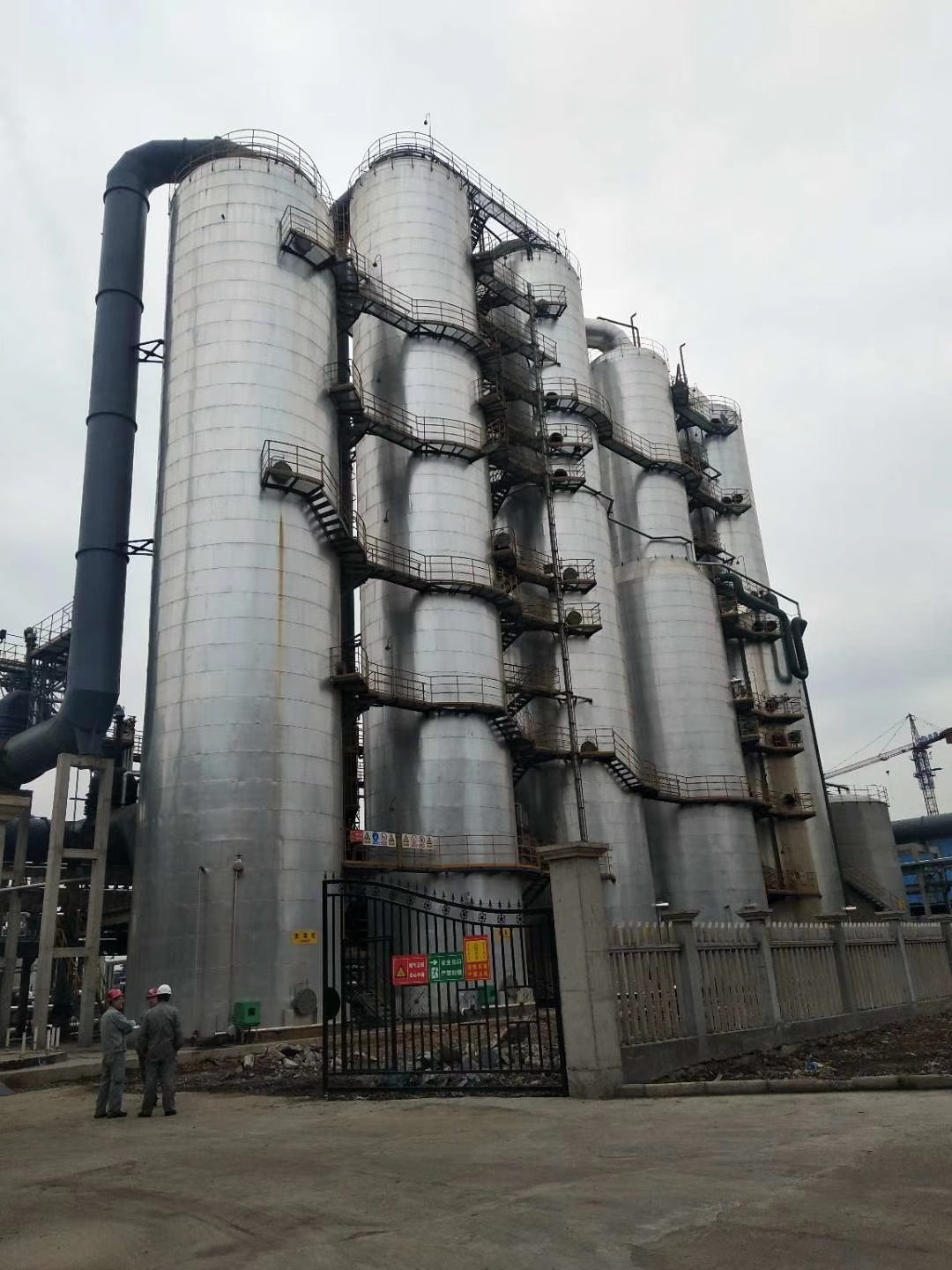 电厂脱硫塔厌氧罐保温施工队 管道白铁皮保温工程承包